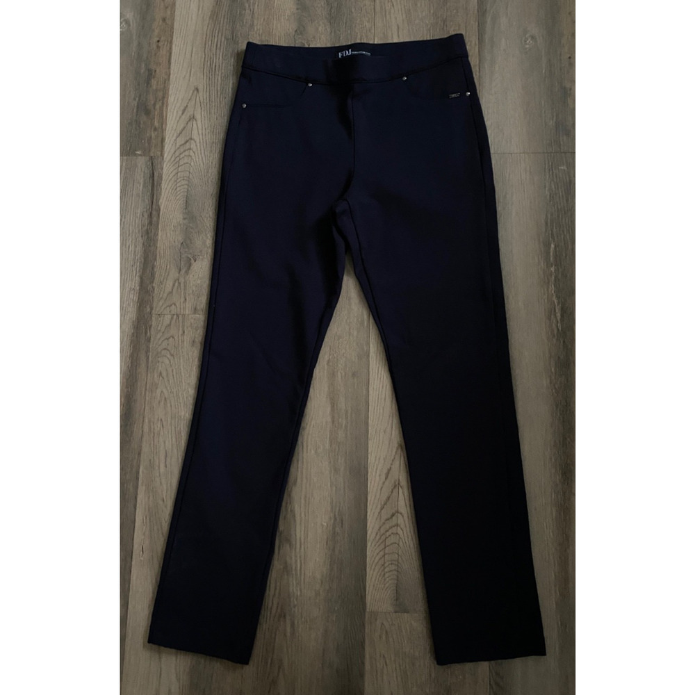 FDJ Women’s Pull-On Slim Ankle Pants Size 8 Navy Stretch Classic Business Casual